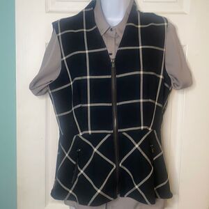 Le Chateau Shaped Vest 